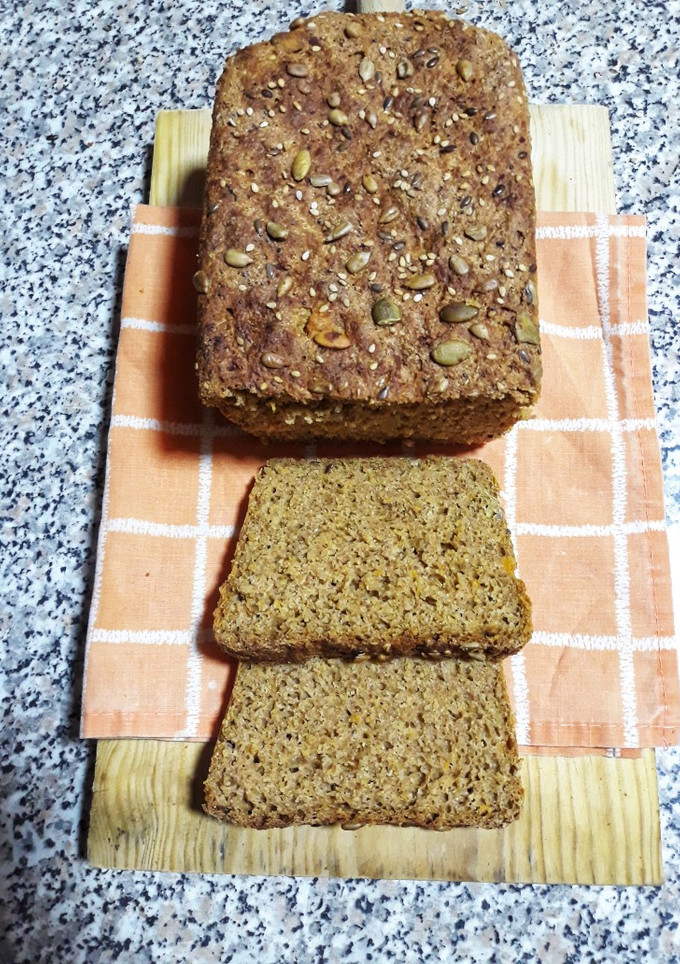 Una foto de Pan integral de calabaza