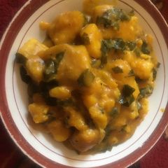 A picture of Yam and plantain porridge.
