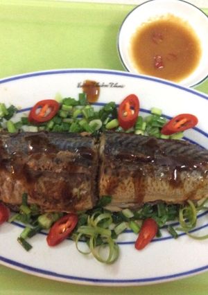 Hình của món Cá saba nướng giấy bạc.