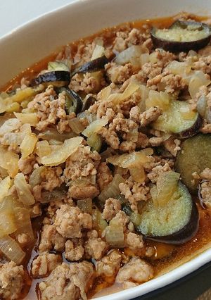 Hình của món Thịt heo xào cà tím.
