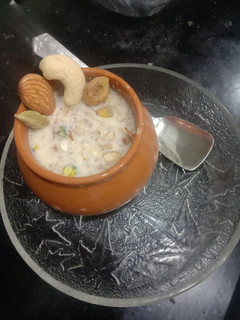 મટકા કુલ્ફી (Matka kulfi Recipe In Gujarati) રેસીપી મુખ્ય ફોટો