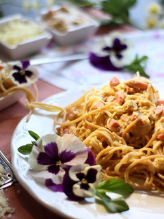 Una foto de Espaguetis en Salsa Carbonara