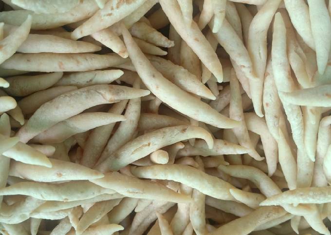 Cara Gampang Membuat Kue Gabus Keju Anti Gagal