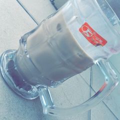 A picture of Apple Milk Shake.