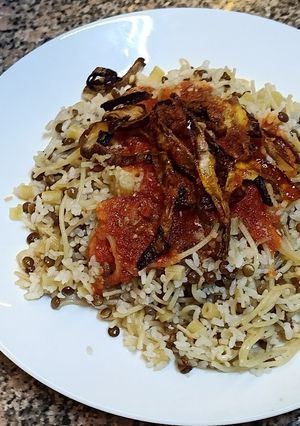 A picture of Egyptian Koshari.