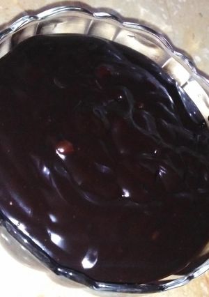 A picture of Frosting ganache.