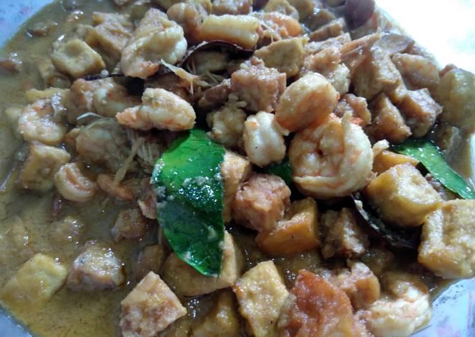 Orek basah tempe tahu udang