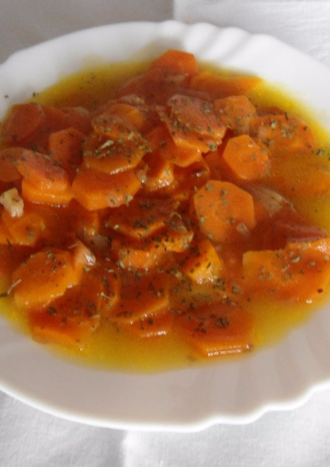 Una foto de Zanahorias en salsa