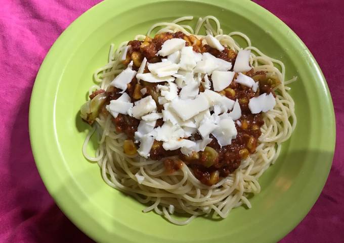 Ternyata begini loh! Bagaimana cara bikin Spageti Saus Bolognese home made dijamin sedap