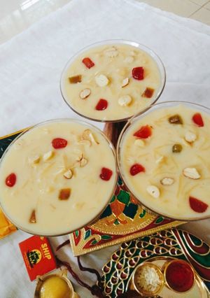 शेवई  कस्टड खीर रेसिपी चे मुख्य फोटो 