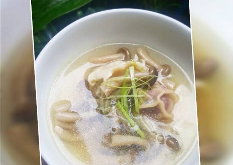 Sop Shimeji (pangsit)