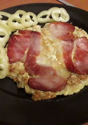 Zabpelyhes tojás sonkával sütve recept fotója
