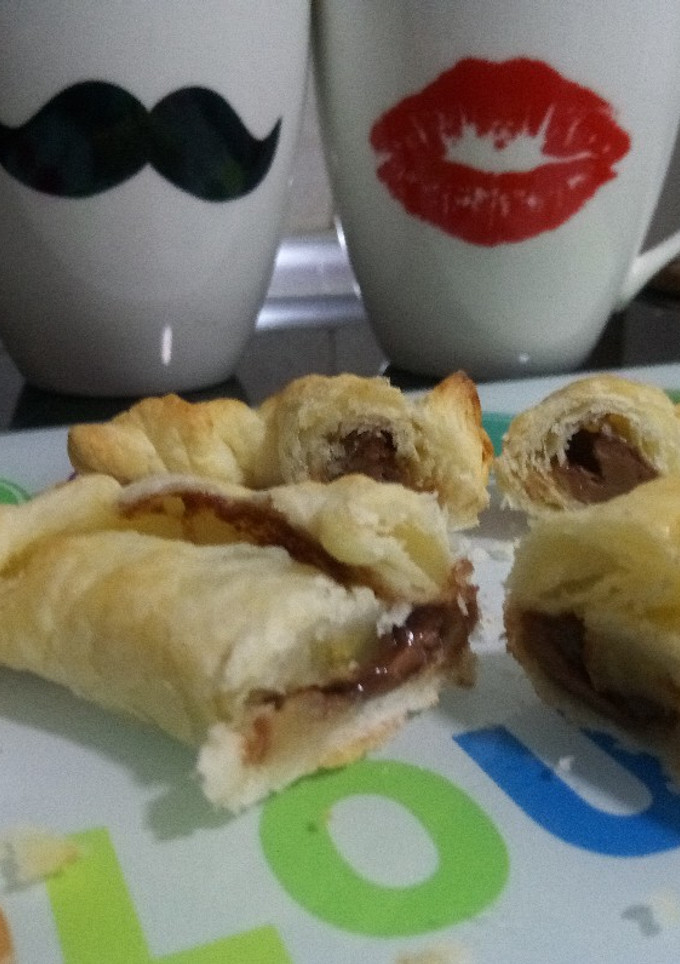 Una foto de Croissant de plátano y chocolate