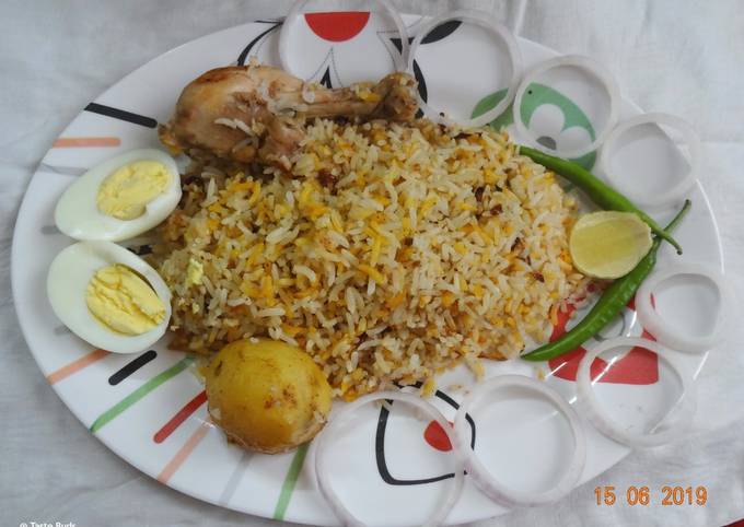 Steps to Make Any-night-of-the-week Kolkata Style Chicken Biriyani