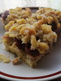 Reszelt cseresznyés pite recept fotója