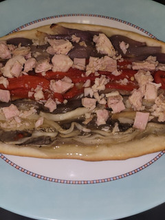 Una foto de Coca de recapte para la cena de la Verbena de Sant Joan