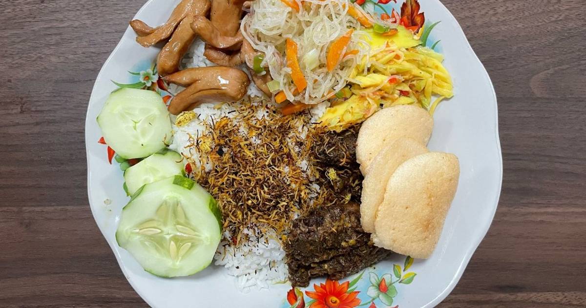 Resep Bebek Bumbu Hitam Madura Paling Mudah dan Enak