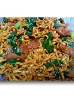 Foto resep Mie Goreng Burung Dara