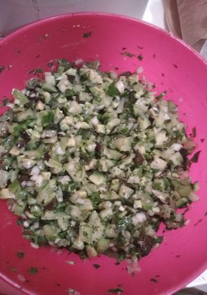 Una foto de Ensalada de tomate verde