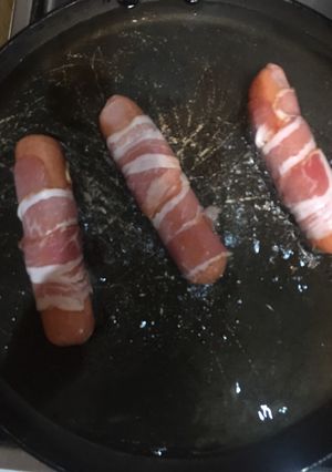 Baconos sajtkrémes virsli recept fotója