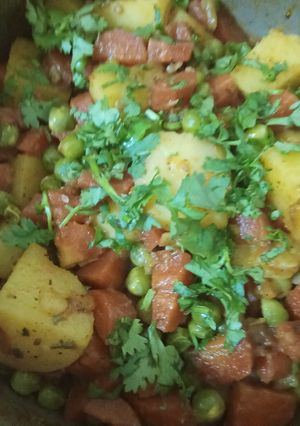 A picture of Mix sabzi.