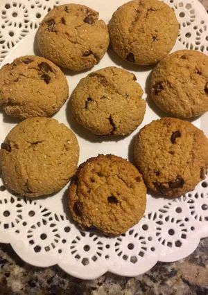 Una foto de Galletitas de avena con pasta de maní (bien power 💪)