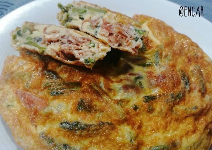 Tortilla de espárragos con jamón Receta de Encar- Cookpad