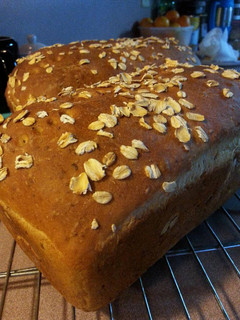 A picture of Oatmeal Bread.
