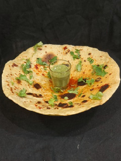 કરારી રોટી (Karari Roti Recipe in Gujarati) રેસીપી મુખ્ય ફોટો