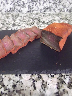 Una foto de Lomo curado al pimentón