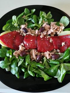 Una foto de Ensalada de pimientos del piquillo