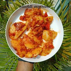 A picture of Masala Rava idli.