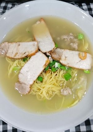 Hình của món Mì tươi xá xíu.
