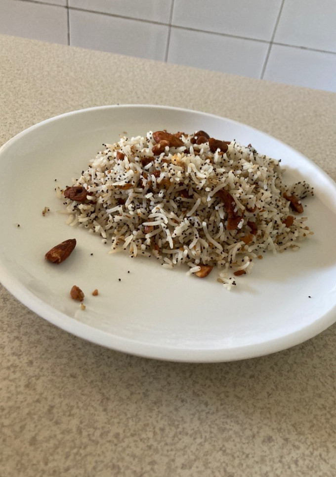 Una foto de Arroz Basmati con sésamo, semillas de amapola y almendras tostadas