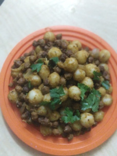 மினி மசாலா சுண்டல் கொழுக்கட்டை (Mini masala sundal recipe in tamil) செய்முறை முக்கிய புகைப்படம்