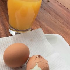 A picture of Orange/mango juice blend.