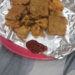 A picture of Paneer pakode.