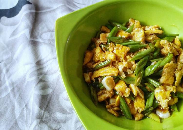 Recipe of Super Quick Homemade Tumis Buncis Telur / Stirfried Green Beans and Eggs