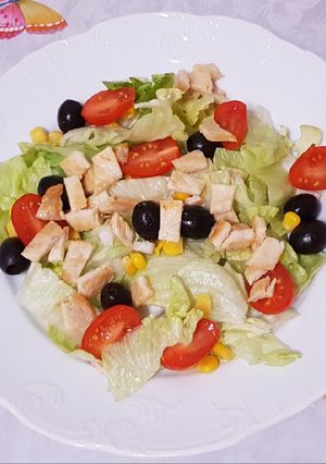 Foto principal de Ensalada con virutas de pollo