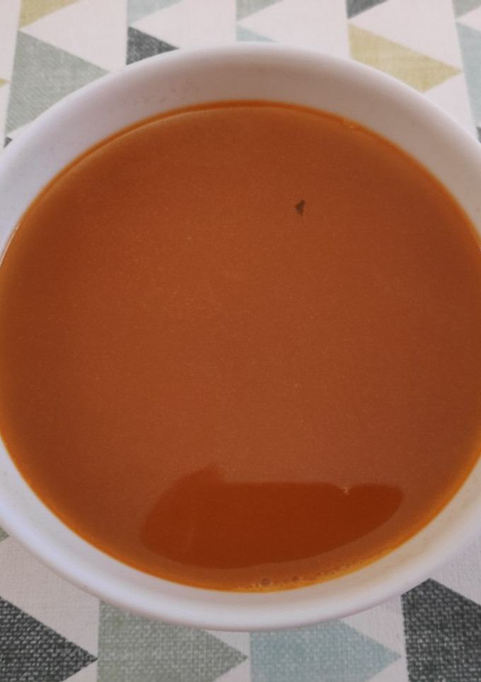 Una foto de Caldo de pescado básico (fumet de peix) en Olla Gm