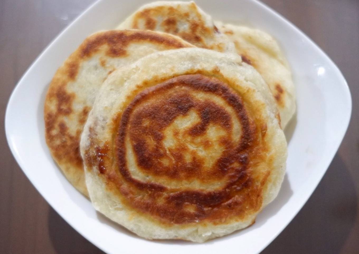 Hotteok (Korean Sweet Pancake)