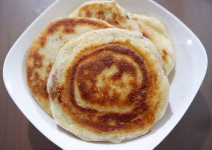 Hotteok (Korean Sweet Pancake)