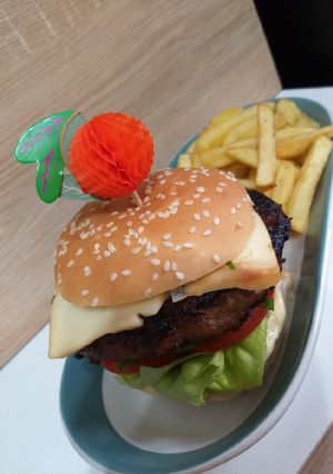 O poză a rețetei Cheeseburger de vită🍔😋.