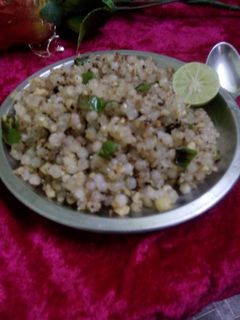 साबूदाना खिचड़ी (Sabudana khichdi recipe in hindi) रेसिपी मुख्य फोटो