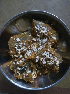 ભરેલાં કાચા કેળાનું શાક(Kacha Kela nu shak recipe in Gujarati) રેસીપી મુખ્ય ફોટો