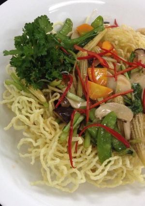 Hình của món Mì xào giòn giòn.