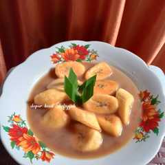 A picture of Kolak Pisang.
