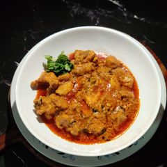 A picture of Lahsuni makhani murg (with fresh cream).