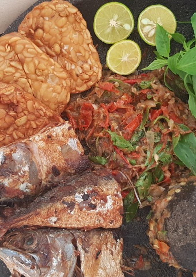 Foto resep Sambal bawang/kemangi superr mudahh