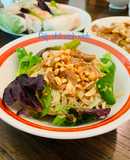 Bún xào thịt heo